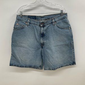 Vtg Levi’s 950 Jean Shorts, Size 16 Regular, Great Condition